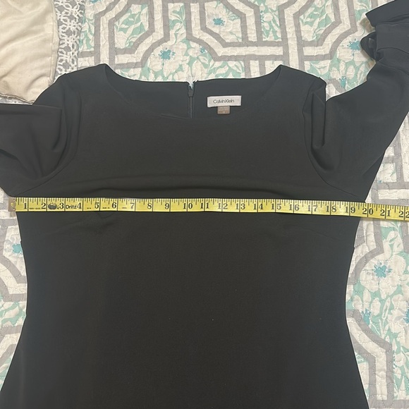 Calvin Klein Black Boat neck Bell Sleeve Sheath Dress Sheer Accents Size 12 - Picture 12 of 13